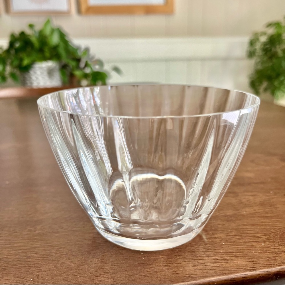 Small Glass Candy Dish / Flower Bowl